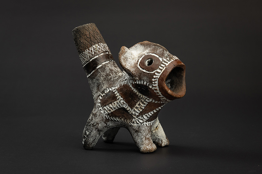 Sudanese artist, "Hyena Pipe Bowl," 20th century, clay, gift of Ms. Stella E. Davis, 80.001.006